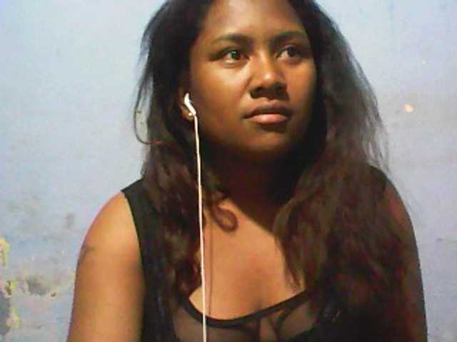 Live sex webcam photo for mybigass15 #274291827