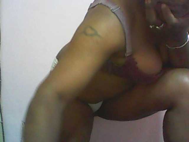 Live sex webcam photo for mybigass15 #274504511