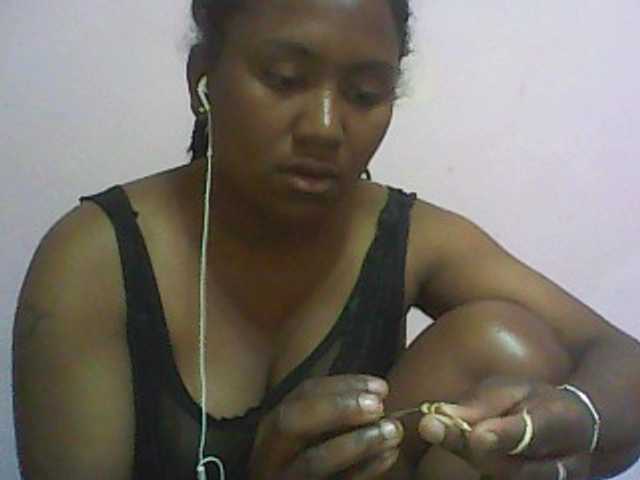 Live sex webcam photo for mybigass15 #274543680