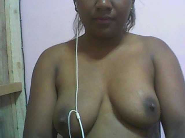 Live sex webcam photo for mybigass15 #274591106