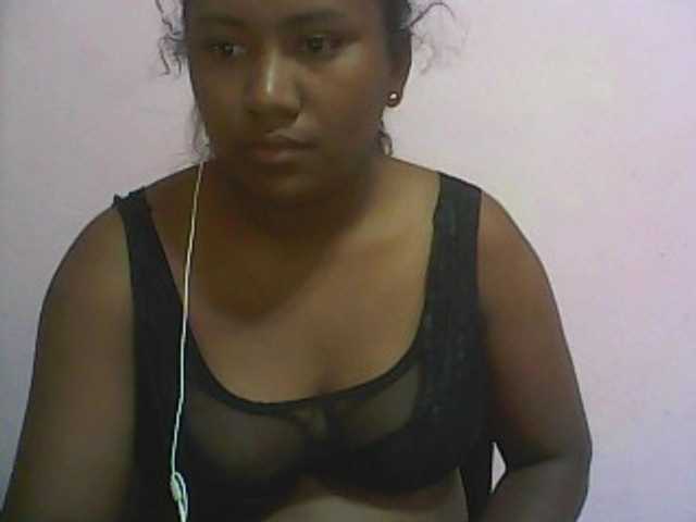 Live sex webcam photo for mybigass15 #274593046