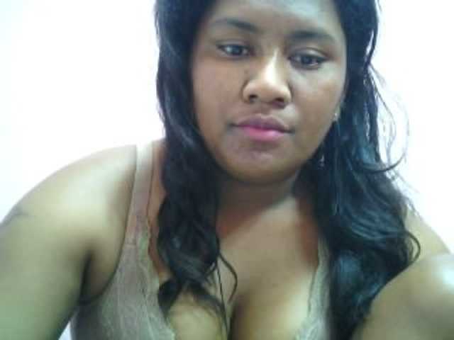 Live sex webcam photo for mybigass15 #276010175