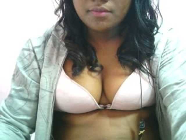 Live sex webcam photo for mybigass15 #276019718