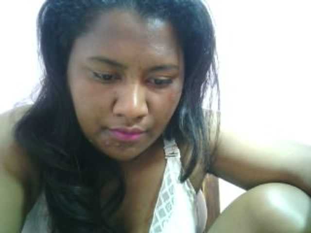 Live sex webcam photo for mybigass15 #276057473