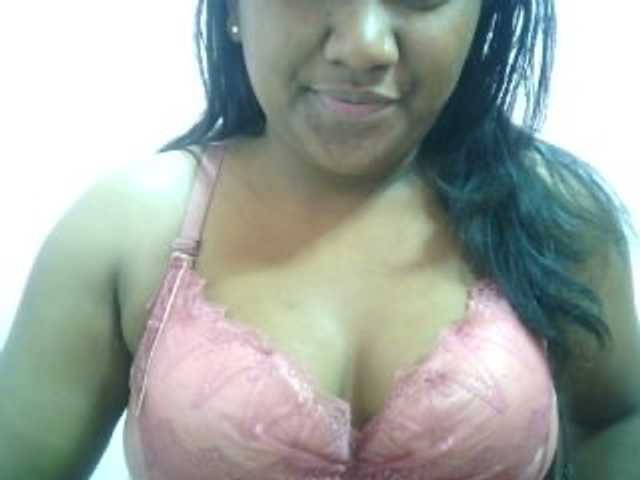 Live sex webcam photo for mybigass15 #276174904