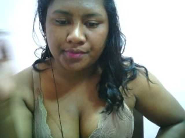 Live sex webcam photo for mybigass15 #276216805