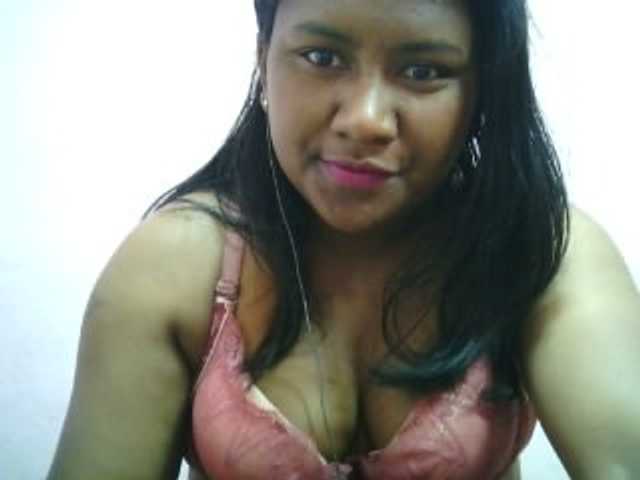 Live sex webcam photo for mybigass15 #276266422