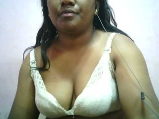 Live sex webcam photo for mybigass15 #276284302