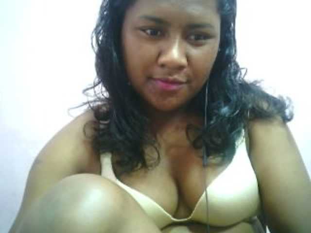 Live sex webcam photo for mybigass15 #276487212