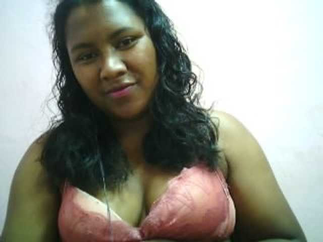 Live sex webcam photo for mybigass15 #276709438