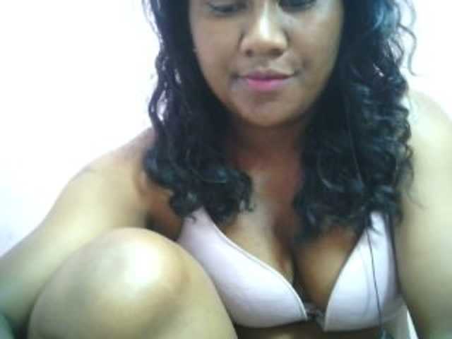 Live sex webcam photo for mybigass15 #276731794