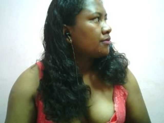 Live sex webcam photo for mybigass15 #276829544