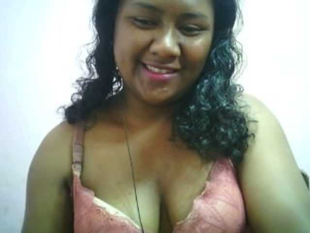 Live sex webcam photo for mybigass15 #276884112