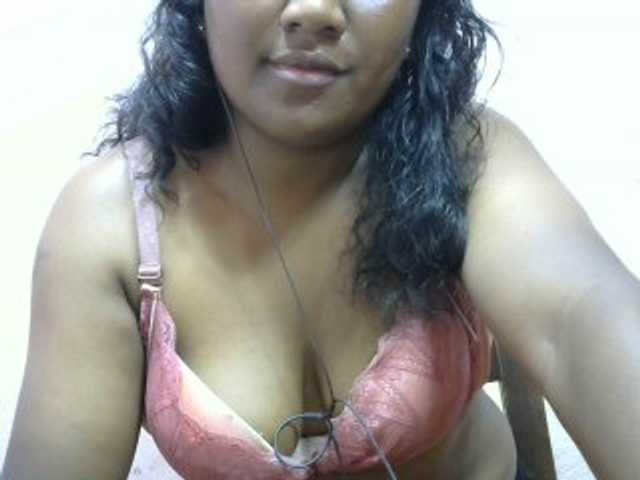 Live sex webcam photo for mybigass15 #277352221