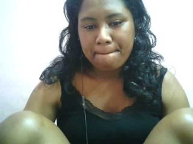 Live sex webcam photo for mybigass15 #277743322