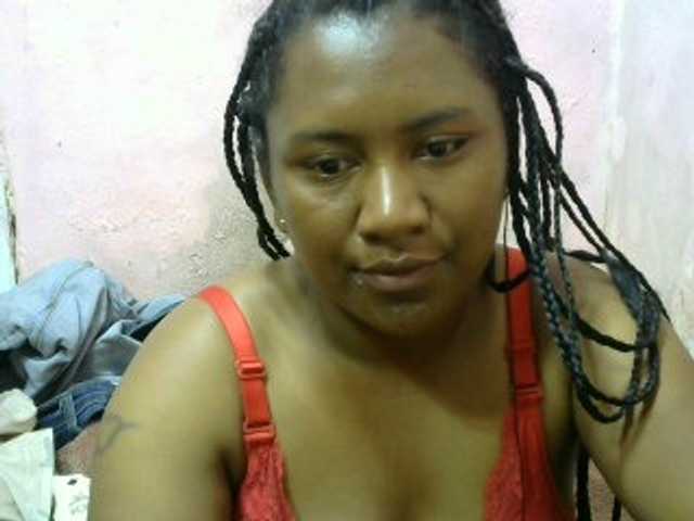 Live sex webcam photo for mybigass15 #290307566