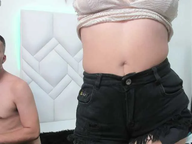 Live sex webcam photo for mylittlewhore18 #291397793