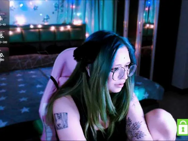 Live sex webcam photo for mymoonstar #290369794