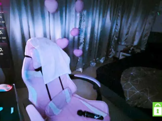 Live sex webcam photo for mymoonstar #290560812