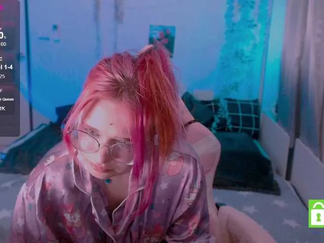 Live sex webcam photo for mymoonstar #290868987