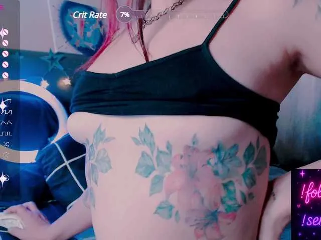 Live sex webcam photo for mymoonstar #291313477
