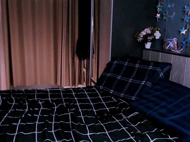 Live sex webcam photo for mymoonstar #291804848