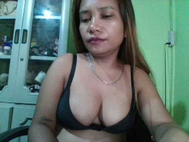 Live sex webcam photo for myoneandonly #276553215