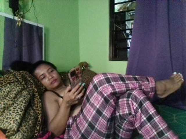 Live sex webcam photo for myoneandonly #277989013