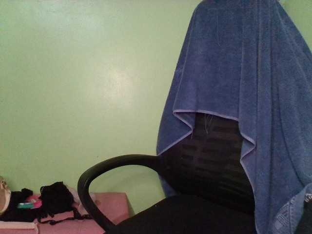 Live sex webcam photo for myoneandonly #290187246