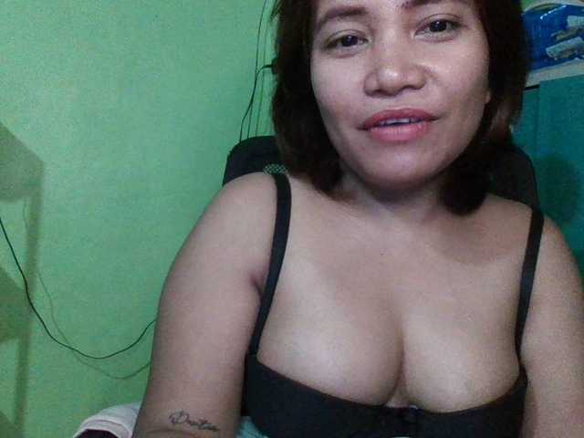 Live sex webcam photo for myoneandonly #290337729