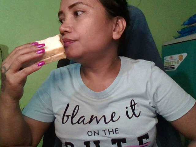 Live sex webcam photo for myoneandonly #290357233