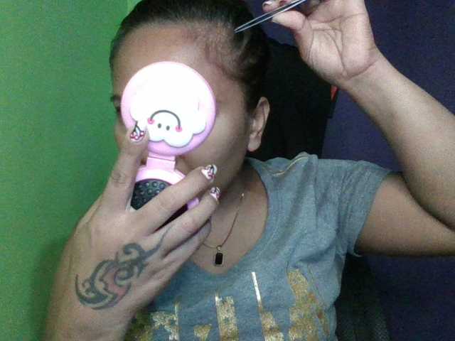 Live sex webcam photo for myoneandonly #290545084