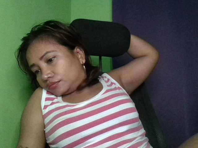 Live sex webcam photo for myoneandonly #290768295