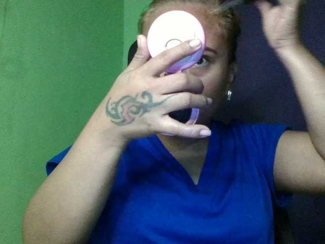 Live sex webcam photo for myoneandonly #290857503