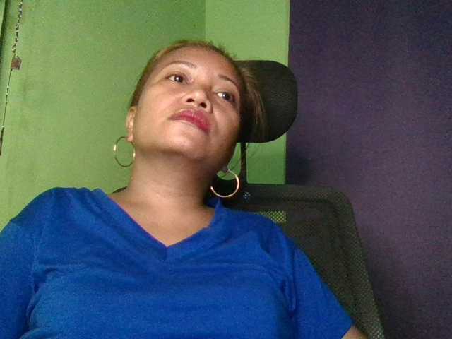 Live sex webcam photo for myoneandonly #290940129