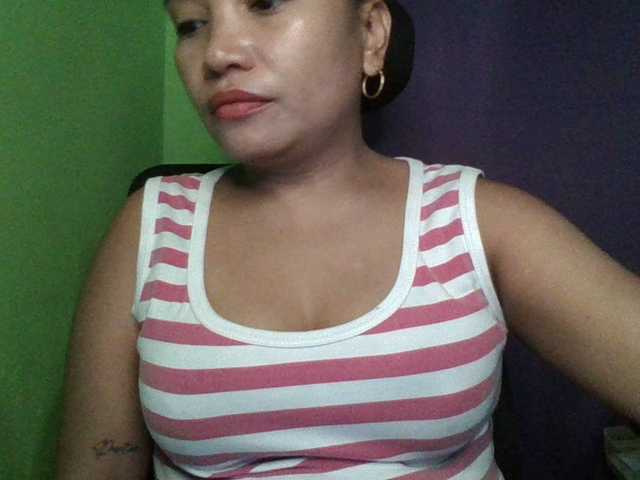 Live sex webcam photo for myoneandonly #291221876