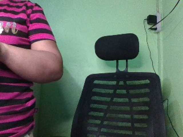 Live sex webcam photo for myoneandonly #291619036