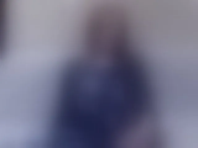 Live sex webcam photo for mysterious88 #293601422