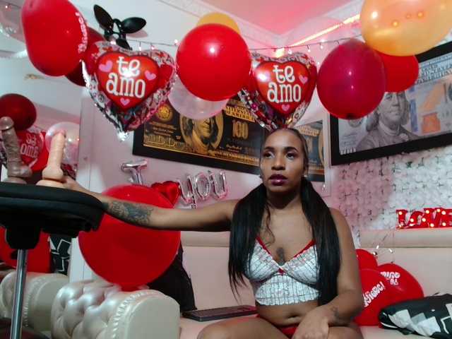 Live sex webcam photo for nahiroby-ebano #290447733