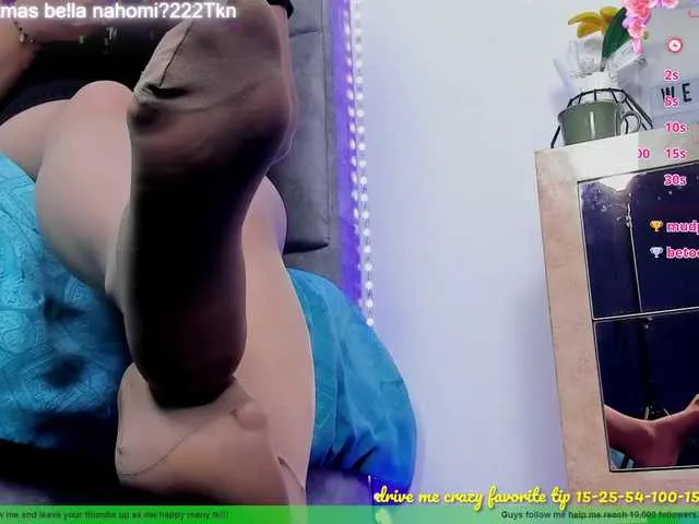 Live sex webcam photo for nahomiblakee #292455766