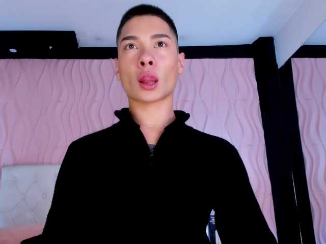 Live sex webcam photo for nahomwhite1 #290546557