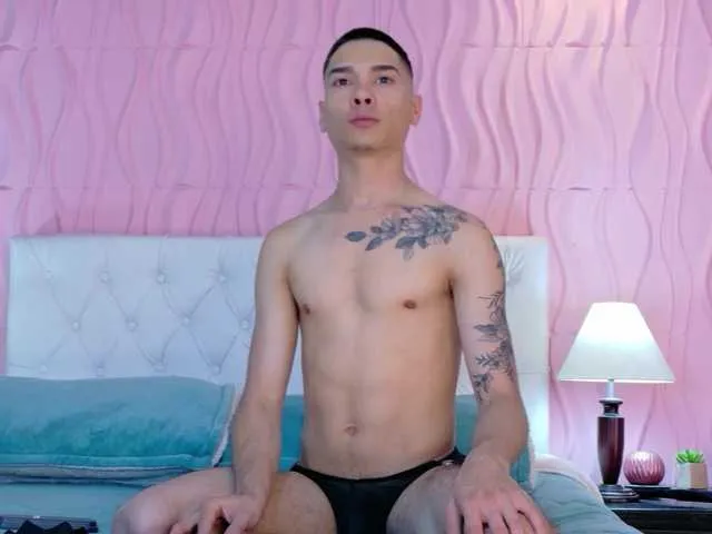 Live sex webcam photo for nahomwhite1 #293560555