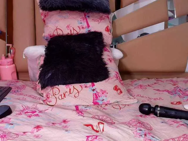 Live sex webcam photo for naia-blesed #291349984