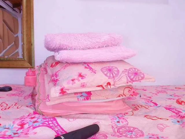 Live sex webcam photo for naia-blesed #291605696