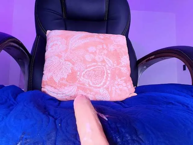 Live sex webcam photo for naomi-k #292762802