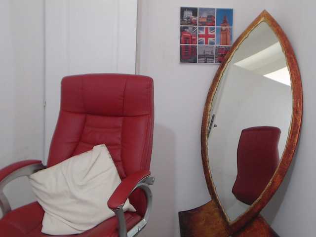 Live sex webcam photo for nastyabow1 #272280345