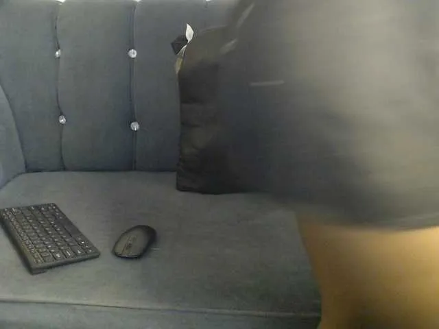 Live sex webcam photo for nastymelani #291130880
