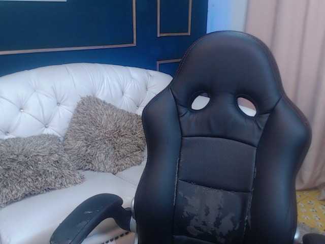 Live sex webcam photo for natalia-petti #274559807