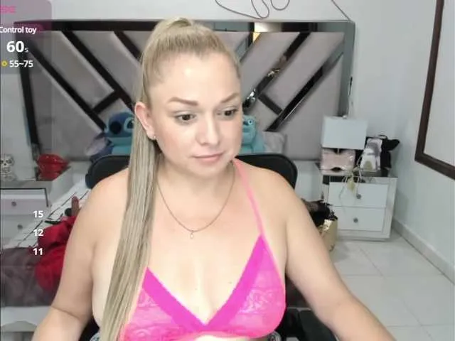 Live sex webcam photo for natalia5560 #291010537