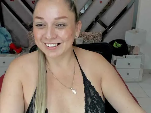 Live sex webcam photo for natalia5560 #292021471